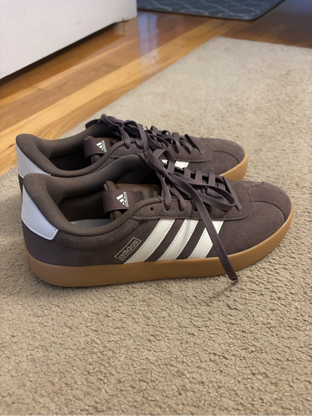 adidas women’s brown VL Court 3.0 sneakers size 11
